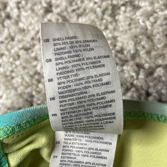 H&M green ombré halter bathing suit bikini top in women’s size 4 w/string ties - Picture 7 of 7